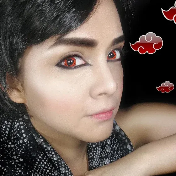 EyeLensy ชารินกัน ใบมีด คอนแทคเลนส์สี ใช้ 1 ปี