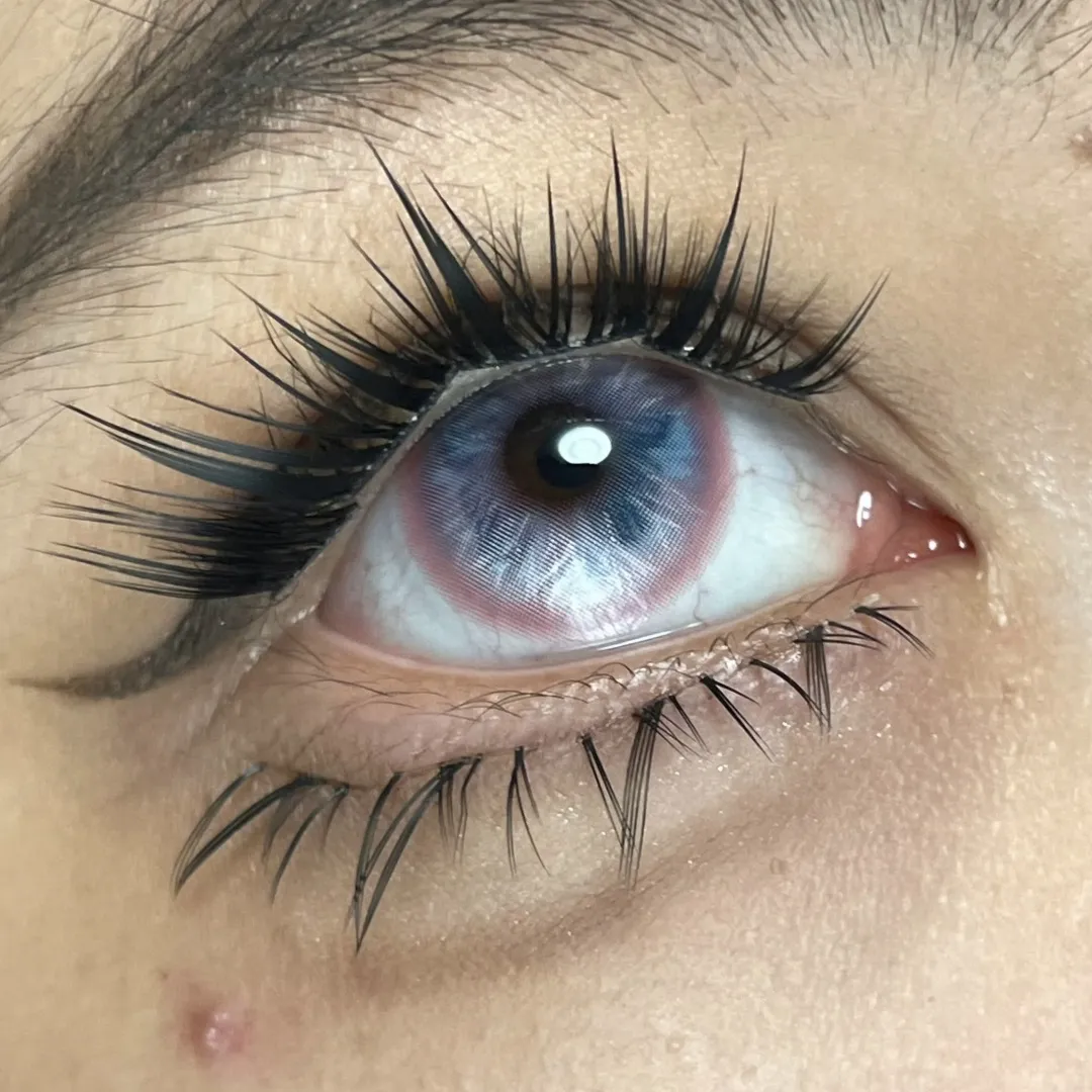 EyeLensy Havvinger Lyserød Blå Farvede Kontaktlinser 1 År